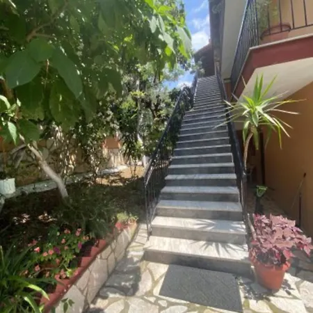 Emilios View * Μπαρμπάτι