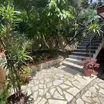 Emilios View 바바티