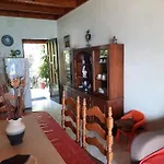 Emilios See View Apartment Барбати