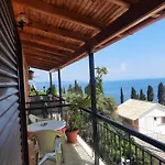 Emilios View * برباتي
